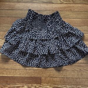 Who What Wear Black and Tan Ruffle Skirt